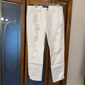 Lucky Brand White Distressed Skinny Jeans for ladies. EUC
